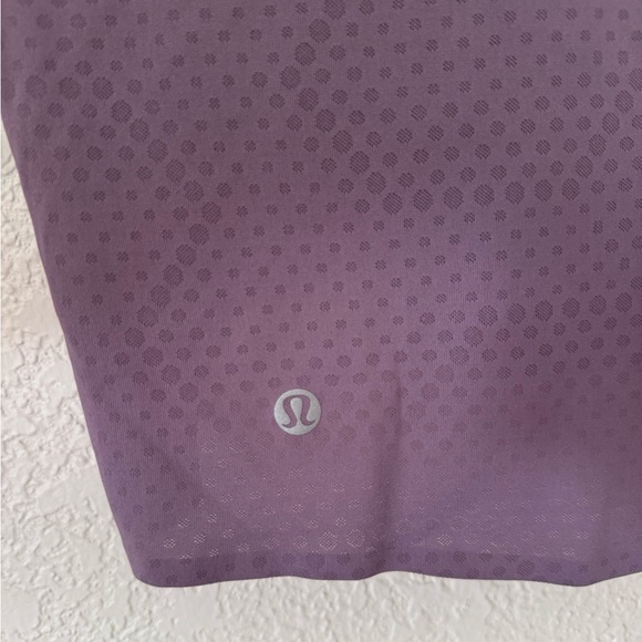 NWT Lululemon Running T-Shirt - Size 14 - Picture 5 of 5